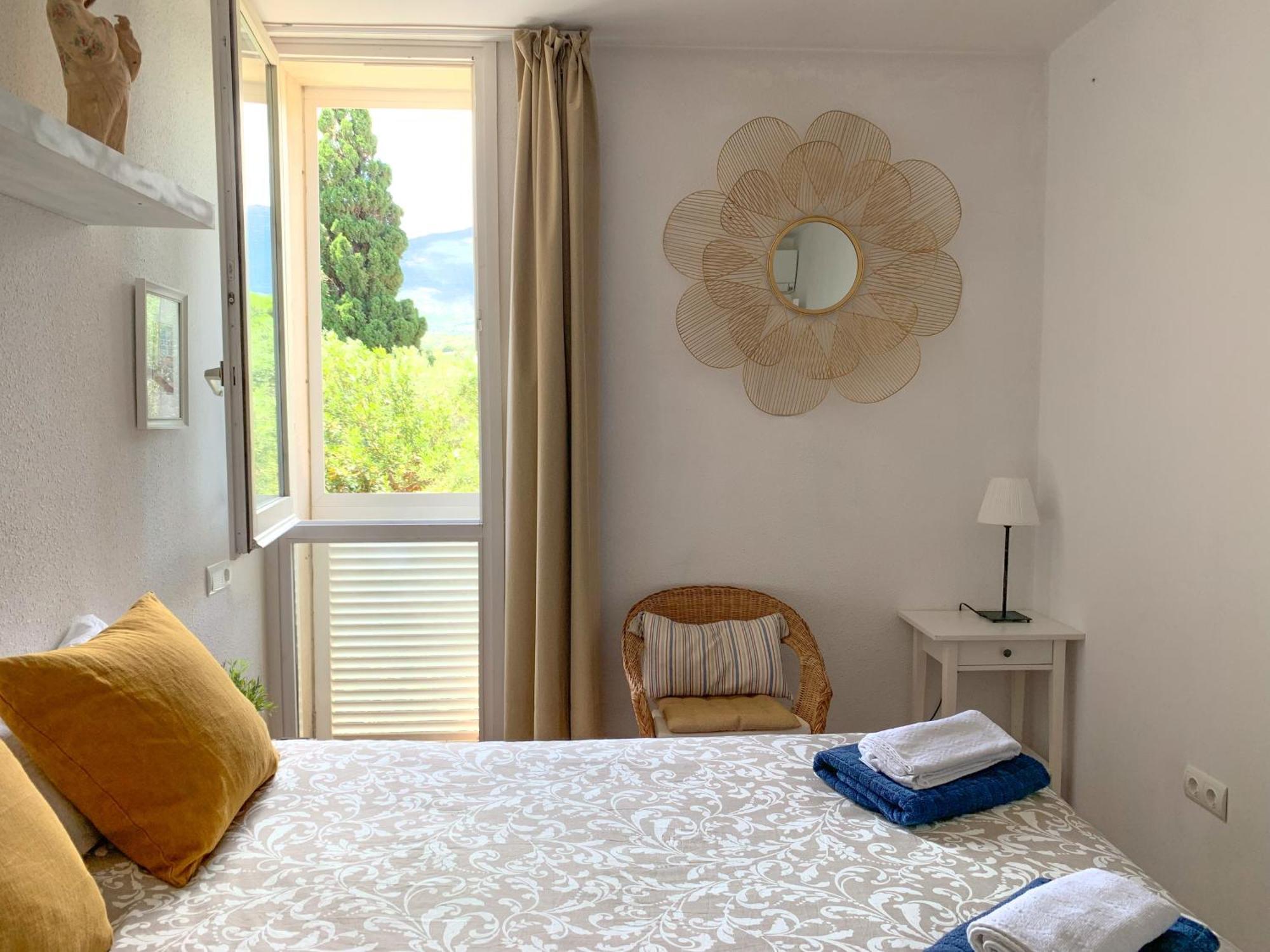 Habitacion Centrica Con Aire Acondicionado Bano Privado Nevera Cadaques Exterior photo